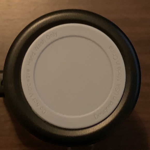 Crave tumbler black (NWT) - Picture 6 of 7